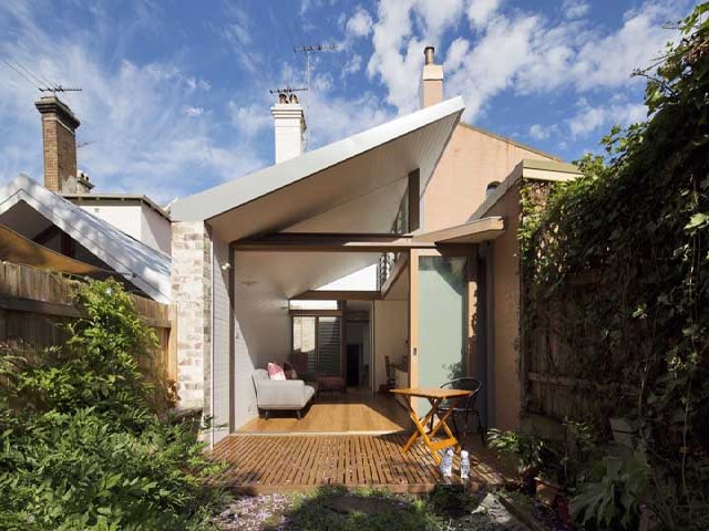 Casas Simples com Jardins