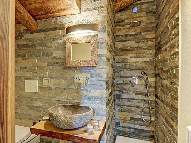 Banheiros Rústicos Com Pedras1